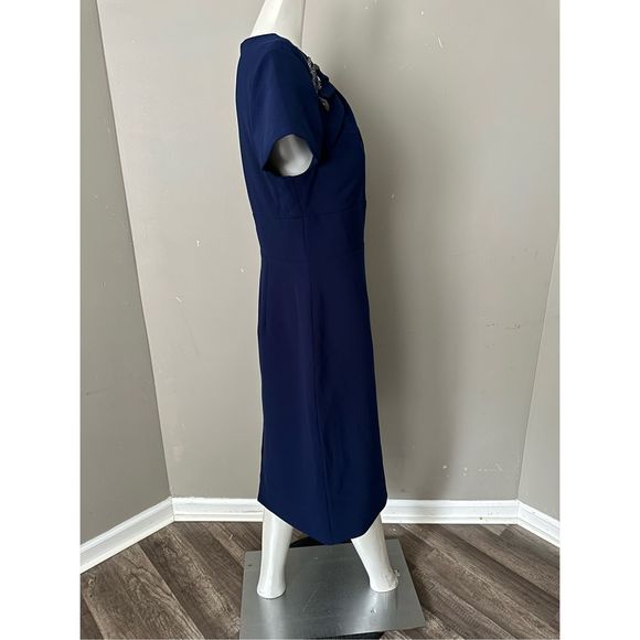 THEIA IVANNA KEYHOLE COCKTAIL DRESS
Regular price - Picture 11 of 14